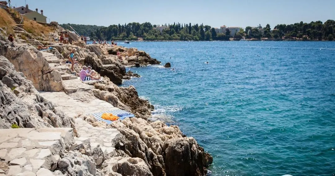 Апартаменты Sea View House Ровинь